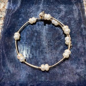 Vantel Pearls Bracelet (Swirls of Pearls)